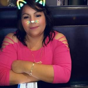 Meet your Posher, Esperanza